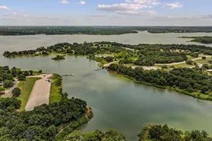 225 Red Bluff Dr, Hickory Creek, TX 75065 - Photo 37