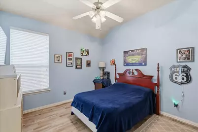 8106 Summerleaf Drive, Arlington, TX 76001 - Photo 19