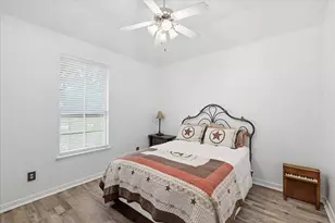 8106 Summerleaf Dr, Arlington, TX 76001 - Photo 21
