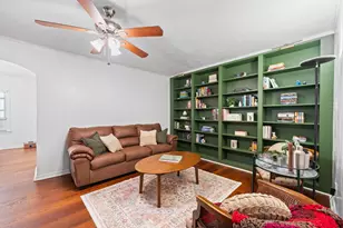 602 Harrisdale Ave, River Oaks, TX 76114 - Photo 5