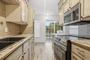 5717 Cedar Ridge Dr, Arlington, TX 76017 - Photo 15