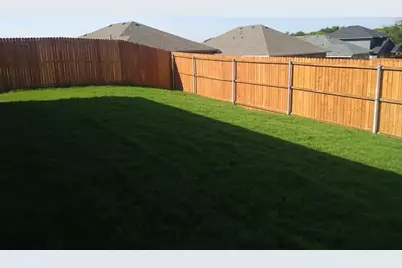 114 Providence Avenue, Farmersville, TX 75442 - Photo 15