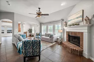 905 Killian Dr, Mansfield, TX 76063 - Photo 15