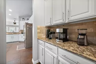 905 Killian Dr, Mansfield, TX 76063 - Photo 9