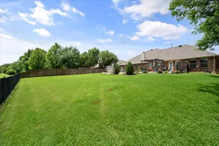 905 Killian Dr, Mansfield, TX 76063 - Photo 33