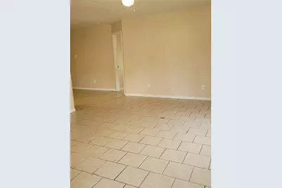 217 E Craven Avenue #C & D, Lacy Lakeview, TX 76705 - Photo 3
