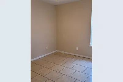 217 E Craven Avenue #C & D, Lacy Lakeview, TX 76705 - Photo 7