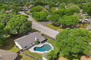 1701 Tobie Layne St, Benbrook, TX 76126 - Photo 23