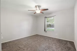 1701 Tobie Layne St, Benbrook, TX 76126 - Photo 23