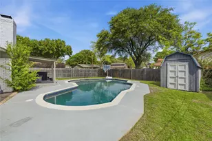 1701 Tobie Layne St, Benbrook, TX 76126 - Photo 25