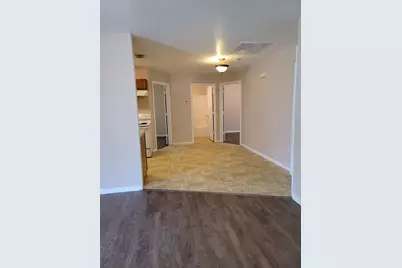 223-225 E Craven Avenue, Lacy Lakeview, TX 76705 - Photo 9