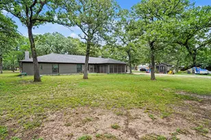 1908 Thousand Oaks Dr, Burleson, TX 76028 - Photo 29