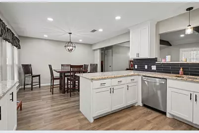1908 Thousand Oaks Drive, Burleson, TX 76028 - Photo 9
