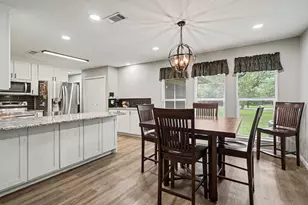 1908 Thousand Oaks Dr, Burleson, TX 76028 - Photo 11