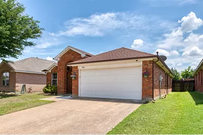 934 Plumeria Drive, Arlington, TX 76002 - Photo 3