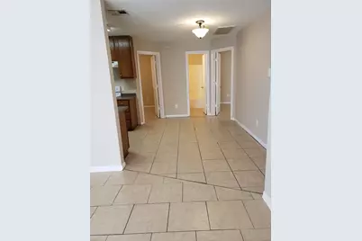 227-229 E Craven Avenue, Lacy Lakeview, TX 76705 - Photo 3
