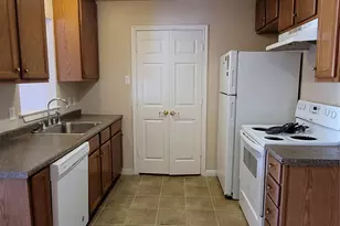 227-229 E Craven Ave, Lacy Lakeview, TX 76705 - Photo 15