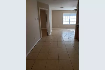 227-229 E Craven Avenue, Lacy Lakeview, TX 76705 - Photo 9