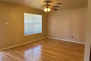 227-229 E Craven Ave, Lacy Lakeview, TX 76705 - Photo 11