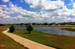 1301 W Collins Cir, Wylie, TX 75098 - Photo 35
