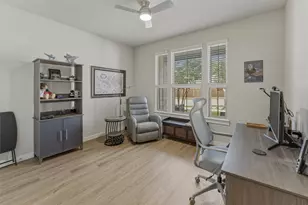 5545 Smt Crk Rd, Fort Worth, TX 76126 - Photo 13