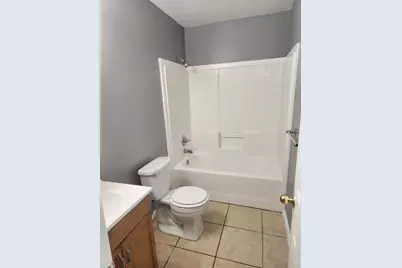 235-237 E Craven Avenue, Lacy Lakeview, TX 76705 - Photo 17