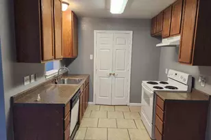 235-237 E Craven Ave, Lacy Lakeview, TX 76705 - Photo 19