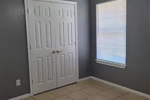 235-237 E Craven Ave, Lacy Lakeview, TX 76705 - Photo 9