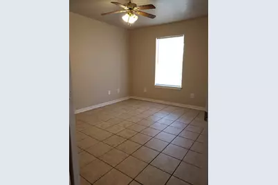 235-237 E Craven Avenue, Lacy Lakeview, TX 76705 - Photo 27