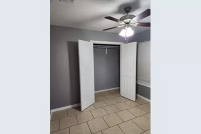 235-237 E Craven Avenue, Lacy Lakeview, TX 76705 - Photo 15