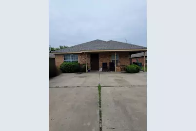 235-237 E Craven Avenue, Lacy Lakeview, TX 76705 - Photo 1