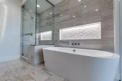3130 N Harwood Street #1802, Dallas, TX 75201 - Photo 21