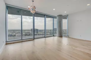 3130 N Harwood St, Dallas, TX 75201 - Photo 3