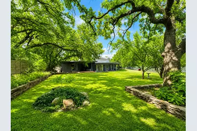 705 10th Street, Mineral Wells, TX 76067 - Photo 37