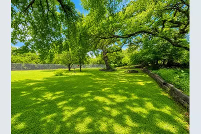 705 10th Street NW, Mineral Wells, TX 76067 - Photo 37