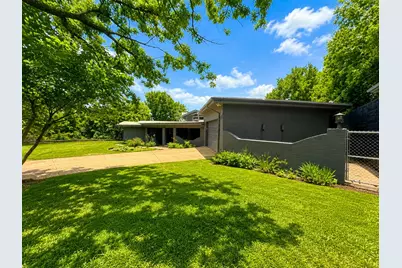 705 10th Street NW, Mineral Wells, TX 76067 - Photo 3