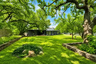 705 10th St, Mineral Wells, TX 76067 - Photo 35