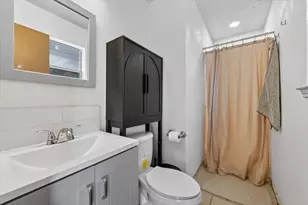 724 Oak Park Dr, Azle, TX 76020 - Photo 23