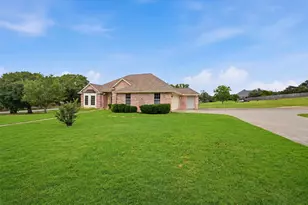 1005 Catalina Dr, Bells, TX 75414 - Photo 39