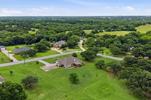 1005 Catalina Dr, Bells, TX 75414 - Photo 37