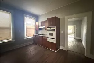 430 Faucett St, Blossom, TX 75416 - Photo 5