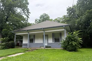 430 Faucett St, Blossom, TX 75416 - Photo 9