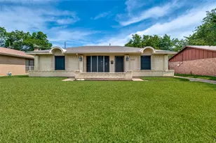 2101 Spanish Trail, Irving, TX 75060 - Photo 1