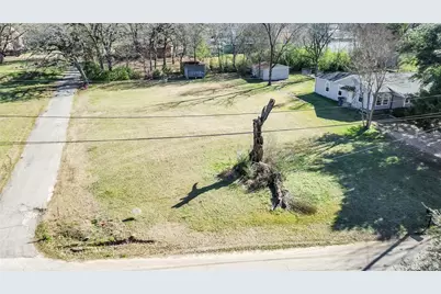 216 N College Street, Malakoff, TX 75148 - Photo 1
