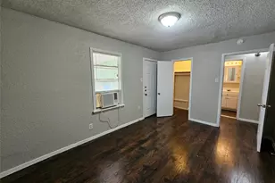 6401 Hollis Ave, Dallas, TX 75227 - Photo 9