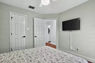1347 Lake Forest Dr, Grand Prairie, TX 75052 - Photo 19