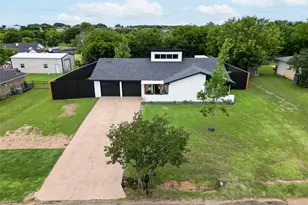 139 Moses Manor Dr, Lorena, TX 76655 - Photo 5