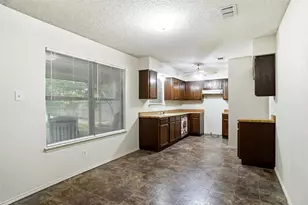 540 Clover Dr, Saginaw, TX 76179 - Photo 5