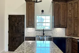 483 Rs County Rd 1605, Point, TX 75472 - Photo 3