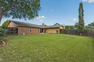 1908 Clemson Dr, Richardson, TX 75081 - Photo 3